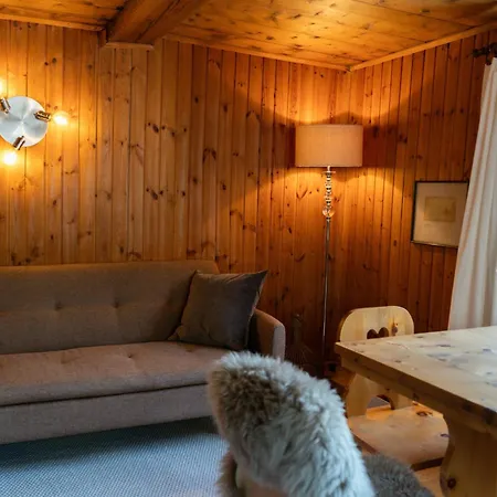 Apartment Cozy In Traditional Walser House Stalden