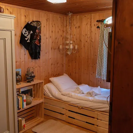 Apartment Cozy In Traditional Walser House *